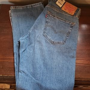 Levis 559